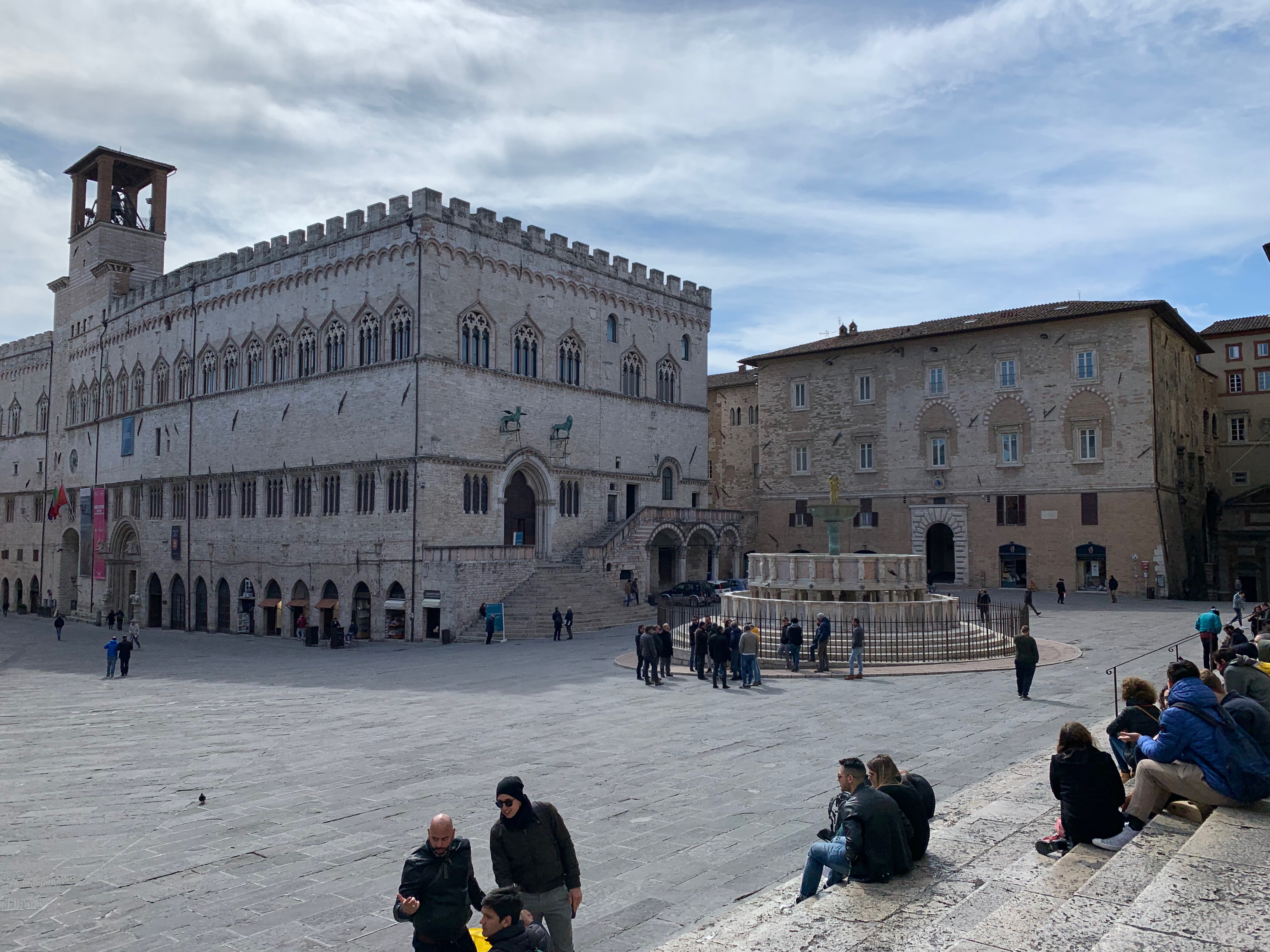 Avvocato Pesaresi in centro storico Perugia civile penale risarcimento danni stalking